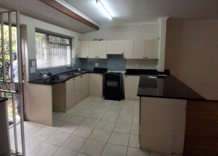 4 Bedroom Property for Sale in Pinelands Western Cape
